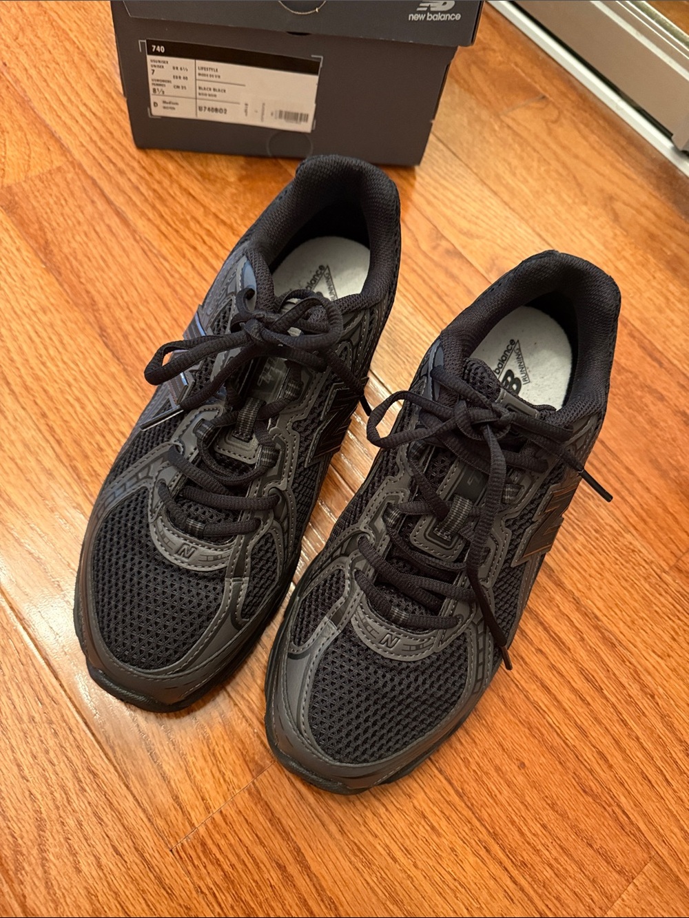 New Balance 740 Black Running Sneakers Shoes Unisex Size 7 (8 1/2 in women)